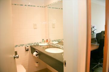 Holiday Inn Rugby-Northampton Крік Екстер'єр фото